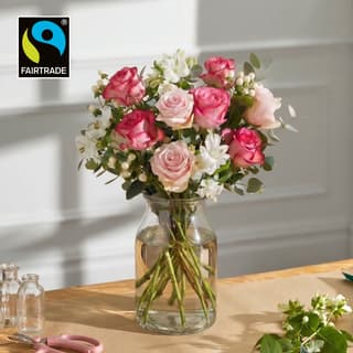 Handgebundener Blumenstrauß