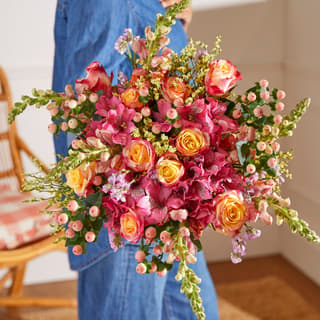 Handgebundener Blumenstrauß