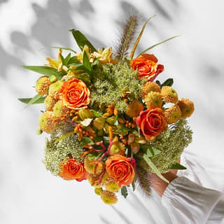 Handgebundener Blumenstrauß